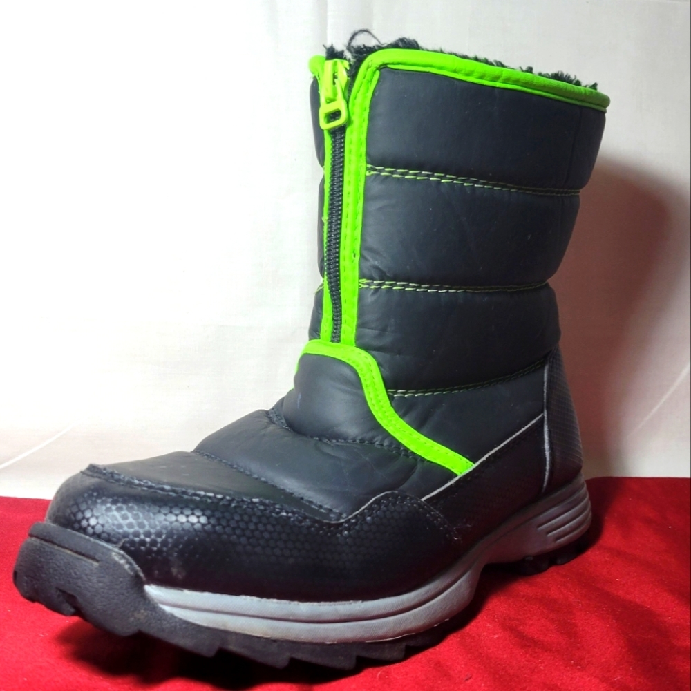 ❤ WONDER NATION BOOTS SIZE 6
